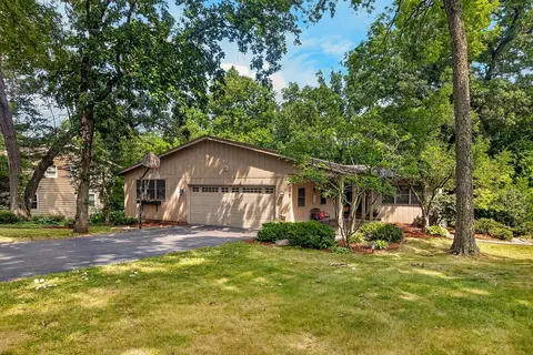 Exterior - 7767 Northgate Rd, Roscoe, IL 61073 photo 4 of 12