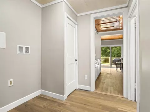 Entry Way - 3634 S Mill Rd, Cherry Valley, IL 61016 photo 3 of 4