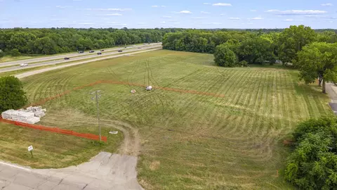 5365 Bridge St, Roscoe, IL 61073 photo 4