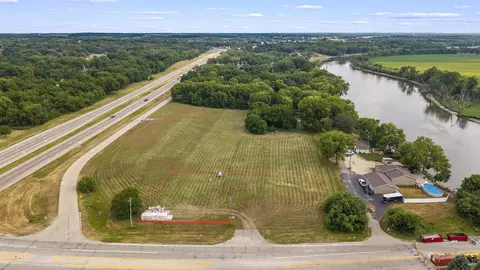5365 Bridge St, Roscoe, IL 61073 photo 6