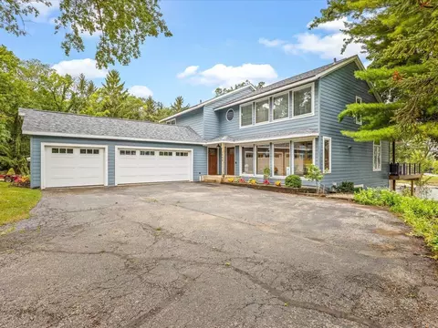 1949 Baintree Rd, Lake Summerset, IL 61019 photo 2