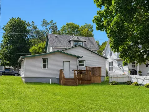 Exterior - 507 N Broad St, Lanark, IL 61046 photo 3 of 3