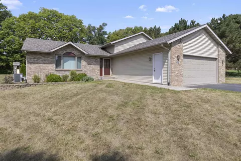 6541 Erin Way, Roscoe, IL 61073