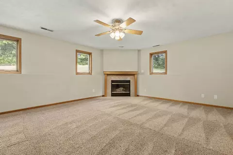 6541 Erin Way, Roscoe, IL 61073 photo 15