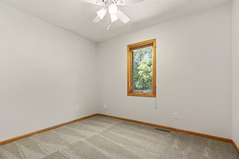 6541 Erin Way, Roscoe, IL 61073 photo 11
