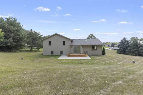 6541 Erin Way, Roscoe, IL 61073 photo 22