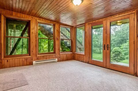 Exterior - 8351 Snaresbrook Rd, Roscoe, IL 61073 photo 13 of 13