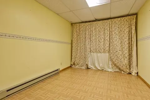 Bedroom - 8351 Snaresbrook Rd, Roscoe, IL 61073 photo 1 of 6