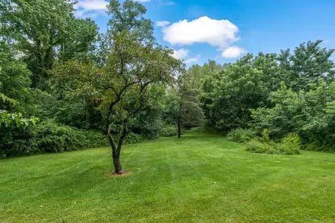 Exterior - 8351 Snaresbrook Rd, Roscoe, IL 61073 photo 3 of 13