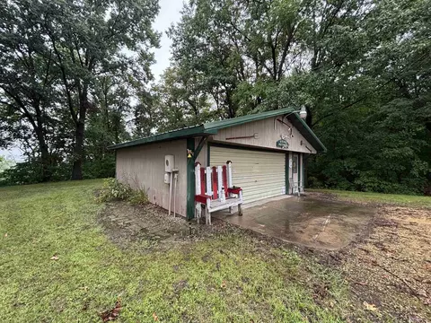 2502 W Whitton Rd, Hanover, IL 61041