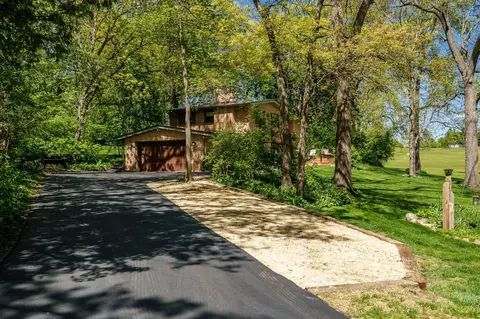 12451 Chuckanut Dr, Roscoe, IL 61073 photo 43
