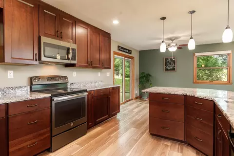 12451 Chuckanut Dr, Roscoe, IL 61073 photo 16