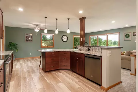 12451 Chuckanut Dr, Roscoe, IL 61073 photo 15