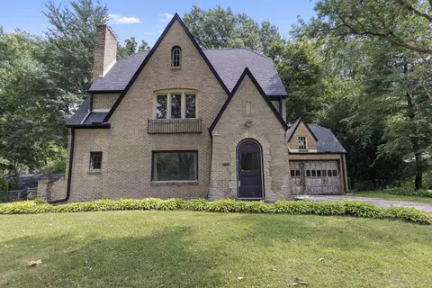 4565 Spring Brook Rd, Rockford, IL 61114