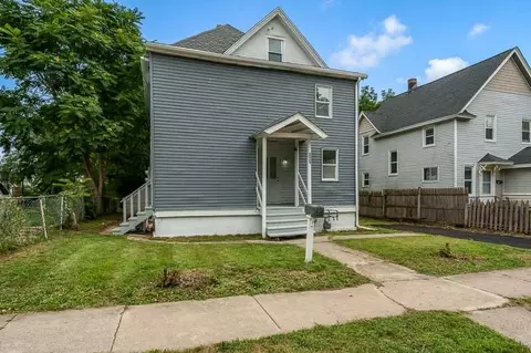 229 Forest Ave, Rockford, IL 61101