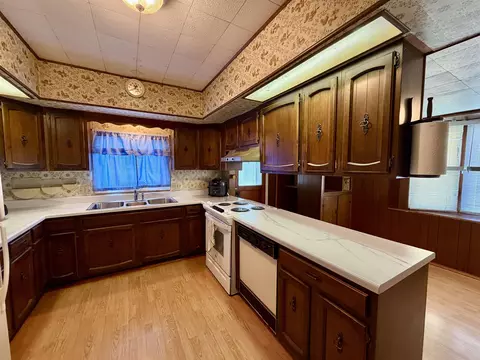 Kitchen - 109 E Rapp St, Mount Carroll, IL 61053 photo 4 of 6
