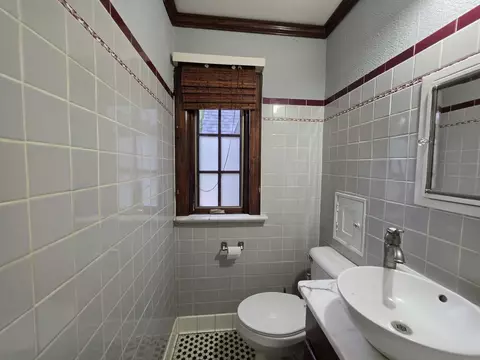 2602 E State St, Rockford, IL 61107 photo 10