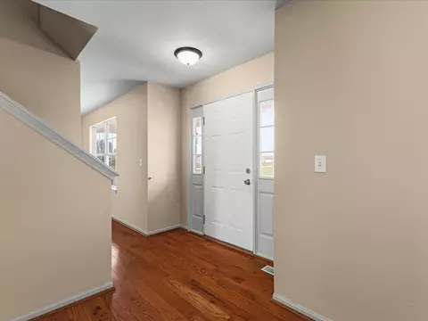 Entry Way - 5571 Thribble Cross, Roscoe, IL 61073 photo 1 of 1