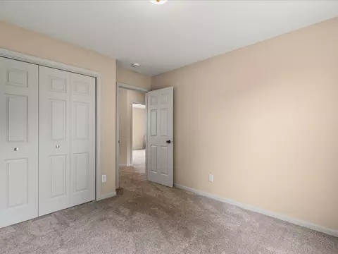 Bedroom - 5571 Thribble Cross, Roscoe, IL 61073 photo 5 of 9