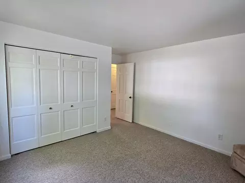 Bedroom - 700 Kiwanis Dr, Freeport, IL 61032 photo 6 of 8