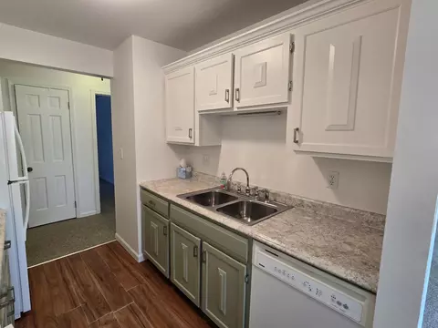 Kitchen - 700 Kiwanis Dr, Freeport, IL 61032 photo 2 of 3