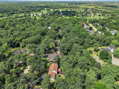 View/Area - 7797 N Gate Rd, Roscoe, IL 61073 photo 5 of 6