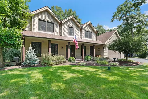 Exterior - 7797 N Gate Rd, Roscoe, IL 61073 photo 2 of 17