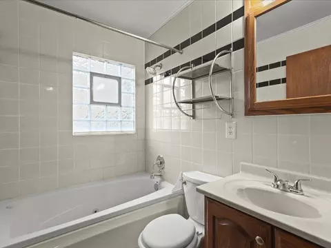 1407 Vassar Rd, Rockford, IL 61103 photo 13