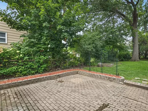 1407 Vassar Rd, Rockford, IL 61103 photo 30