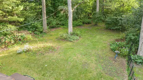 Exterior - 7901 Louella Dr, Roscoe, IL 61073 photo 8 of 11