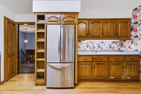 Kitchen - 7901 Louella Dr, Roscoe, IL 61073 photo 3 of 4