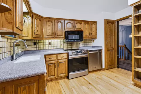 Kitchen - 7901 Louella Dr, Roscoe, IL 61073 photo 1 of 4