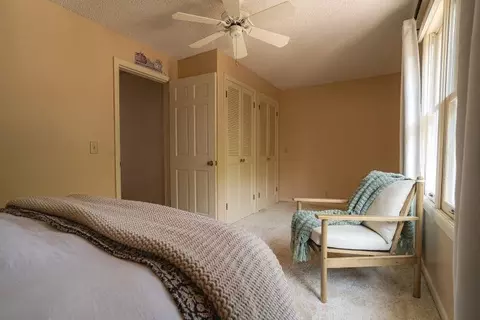 Bedroom - 724 E Third St, Dixon, IL 61021 photo 3 of 8