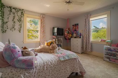 Bedroom - 724 E Third St, Dixon, IL 61021 photo 5 of 8