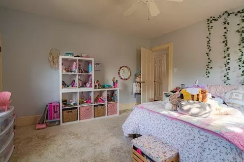Bedroom - 724 E Third St, Dixon, IL 61021 photo 6 of 8