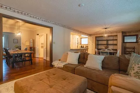 Living - 724 E Third St, Dixon, IL 61021 photo 1 of 5