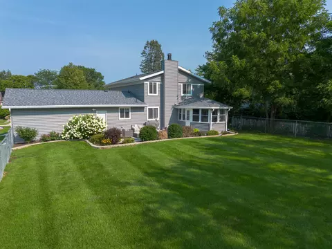 Exterior - 1122 S Benson Blvd, Freeport, IL 61032 photo 6 of 13