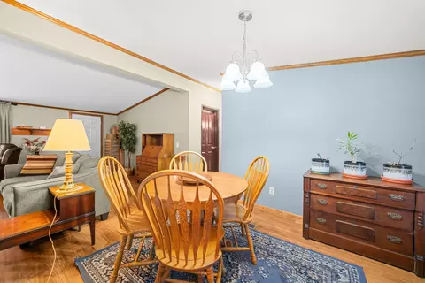 Dining - 8511 Fig Tree Ln, Roscoe, IL 61073 photo 1 of 2