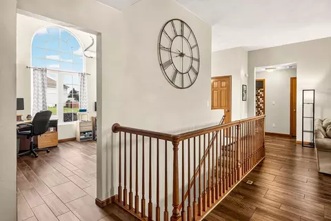 Entry Way - 11074 Lemon Grass Ln, Roscoe, IL 61073 photo 5 of 10