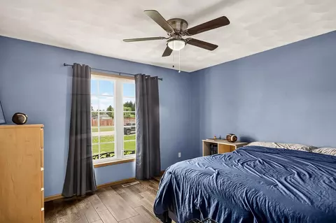 Bedroom - 11074 Lemon Grass Ln, Roscoe, IL 61073 photo 4 of 11