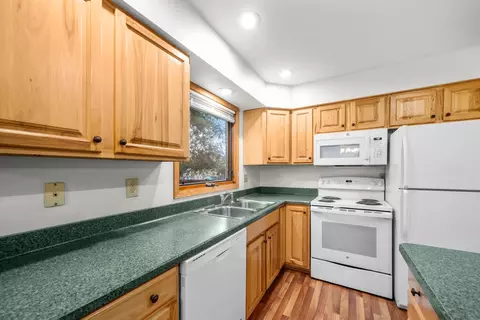 11320 2nd St, Roscoe, IL 61073 photo 12