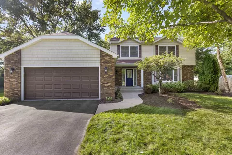 5166 Wilderness Trl, Rockford, IL 61114