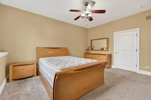 Bedroom - 13114 Deer Xing, Roscoe, IL 61073 photo 6 of 6