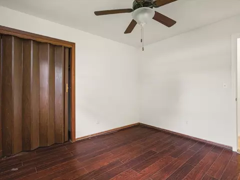 Bedroom - 3919 Falling Leaf Dr, Rockford, IL 61109 photo 5 of 5