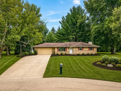 Exterior - 3919 Falling Leaf Dr, Rockford, IL 61109 photo 1 of 5