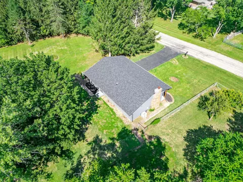 View/Area - 6816 Stardust Trl, Roscoe, IL 61073 photo 3 of 8