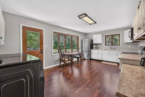 Kitchen - 6816 Stardust Trl, Roscoe, IL 61073 photo 1 of 2