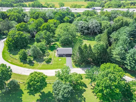 View/Area - 6816 Stardust Trl, Roscoe, IL 61073 photo 1 of 8