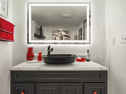 Bath - 6353 Abernathy Way, Roscoe, IL 61073 photo 5 of 5