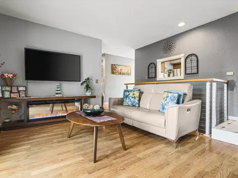 Living - 6353 Abernathy Way, Roscoe, IL 61073 photo 3 of 5